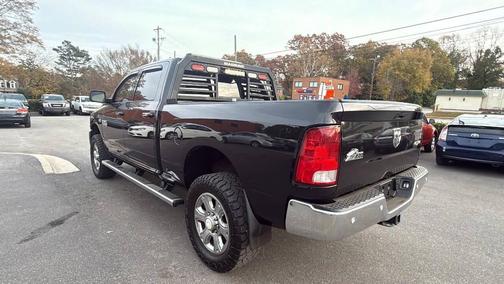 2017 RAM 2500 Big Horn Crew Cab 4x4 6'4' Box