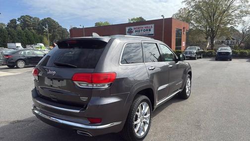 Brilliant Black Crystal Pearlcoat 2014 Jeep Grand Cherokee Summit