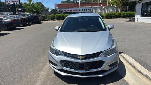 Silver Ice Metallic 2017 Chevrolet Cruze LS