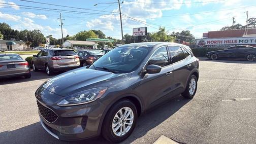 Magnetic Metallic 2020 Ford Escape SE