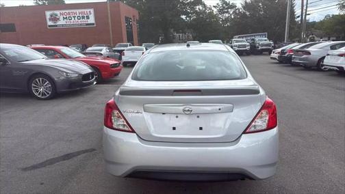 2019 Nissan Versa 1.6 S+