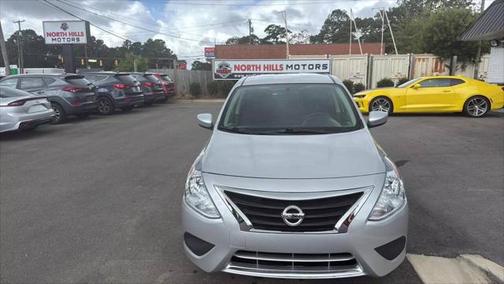 2019 Nissan Versa 1.6 S+