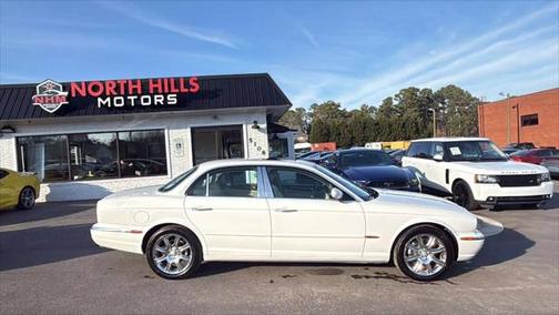2004 Jaguar XJ Base