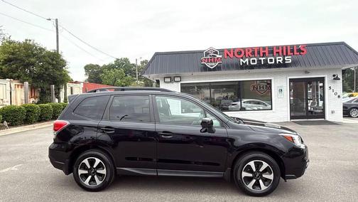 Crystal Black Silica 2018 Subaru Forester 2.5i Premium