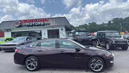 2021 Chevrolet Malibu FWD LT