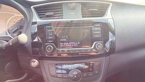 2018 Nissan Sentra SV