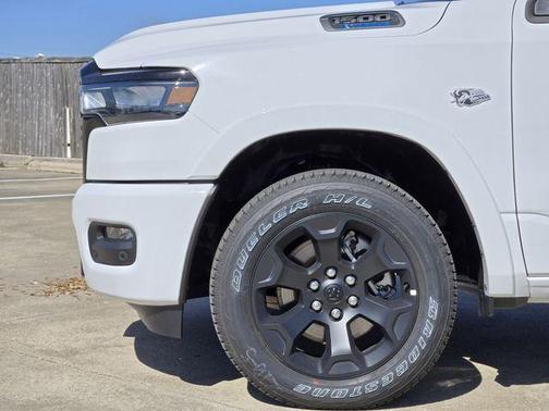 Bright White Clearcoat 2026 RAM 1500 Big Horn/Lone Star