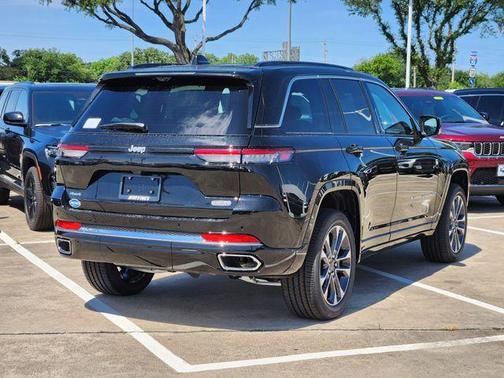 2025 Jeep Grand Cherokee Overland
