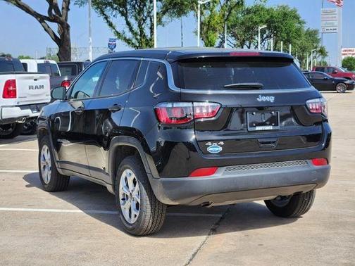 2025 Jeep Compass Sport
