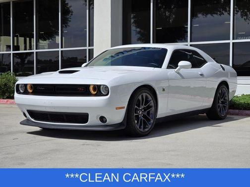 White Knuckle Clearcoat 2023 Dodge Challenger R/T Scat Pack