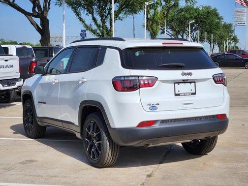 2025 Jeep Compass Latitude