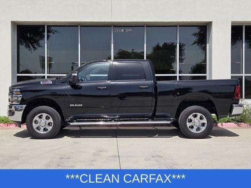 Diamond Black 2025 RAM 2500 Big Horn
