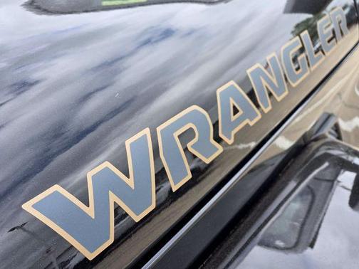 Black Clearcoat 2026 Jeep Wrangler Sport