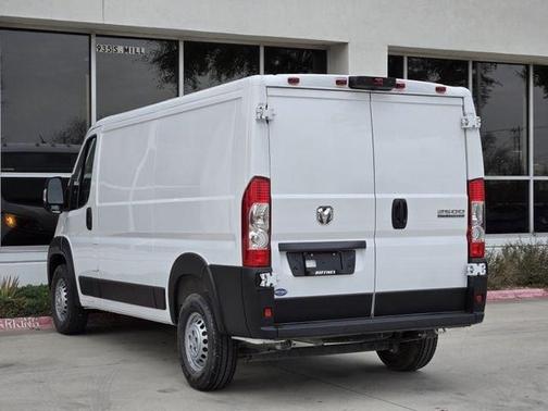 2025 RAM ProMaster 2500 Base