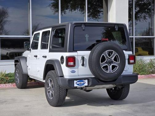 2022 Jeep Wrangler Unlimited Sport