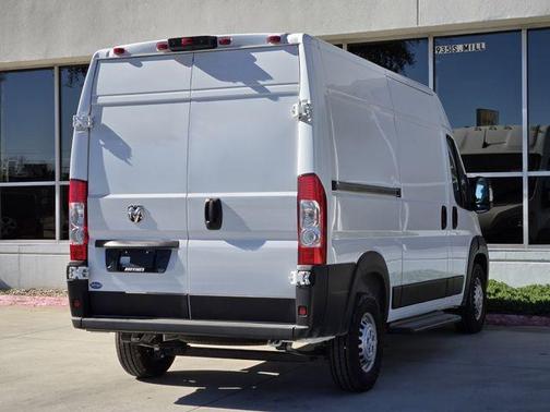 2025 RAM ProMaster 1500 Base