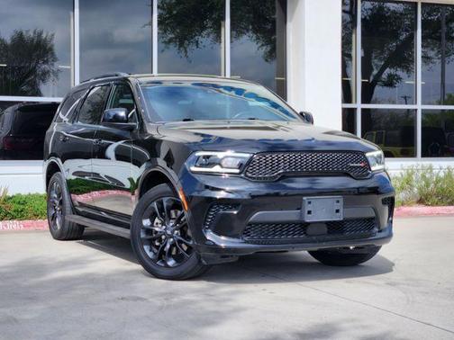DB Black Crystal Clearcoat 2023 Dodge Durango SXT