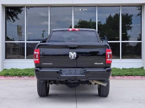 Diamond Black 2024 RAM 2500 Big Horn