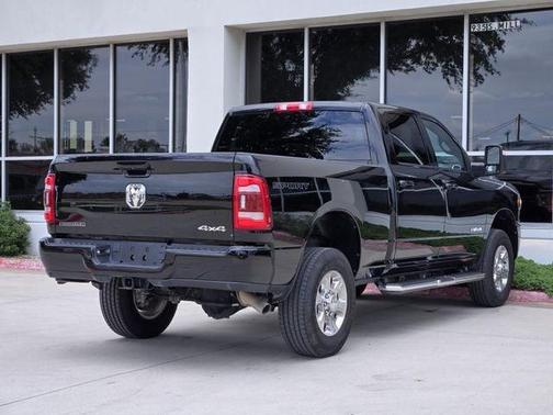 Diamond Black 2024 RAM 2500 Big Horn