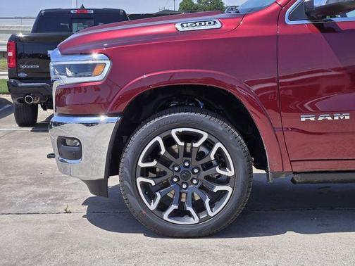 2025 RAM 1500 Limited