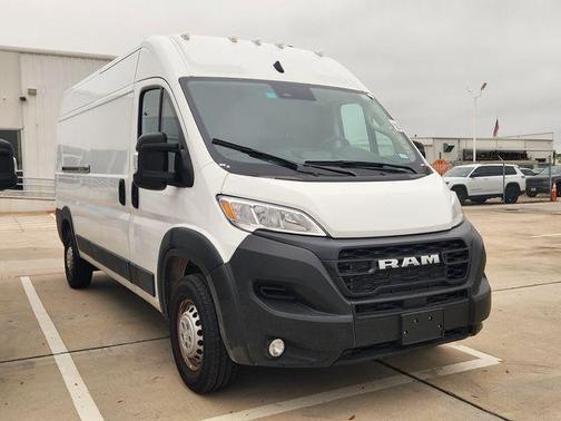 Bright White Clearcoat 2026 RAM ProMaster 2500 High Roof