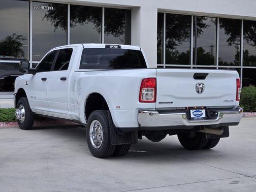 Bright White Clearcoat 2024 RAM 3500 Big Horn