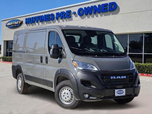2025 RAM ProMaster 2500 Base