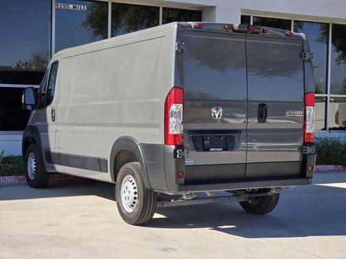 2025 RAM ProMaster 2500 Base