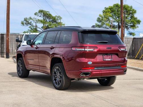 2025 Jeep Grand Cherokee L Summit
