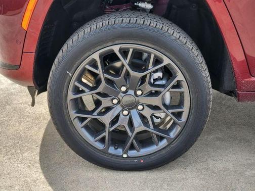 2025 Jeep Grand Cherokee L Summit