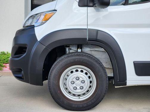 Bright White Clearcoat 2026 RAM ProMaster 2500 High Roof