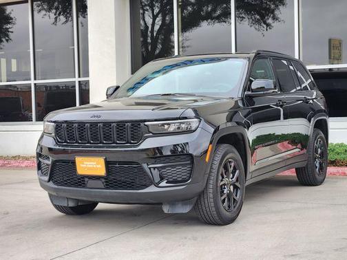 2024 Jeep Grand Cherokee Laredo