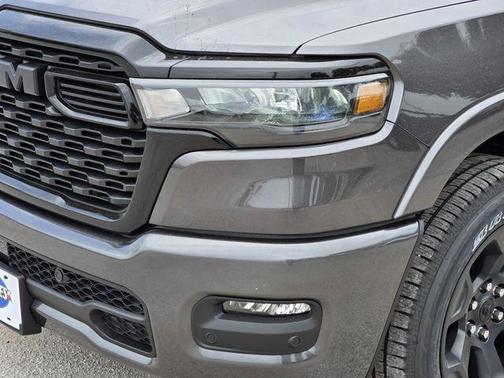 Granite Crystal Clearcoat Metallic 2026 RAM 1500 Big Horn/Lone Star