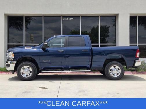 Patriot Blue Pearlcoat 2024 RAM 2500 Big Horn