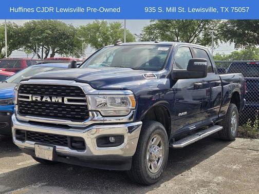 Patriot Blue Pearlcoat 2024 RAM 2500 Big Horn