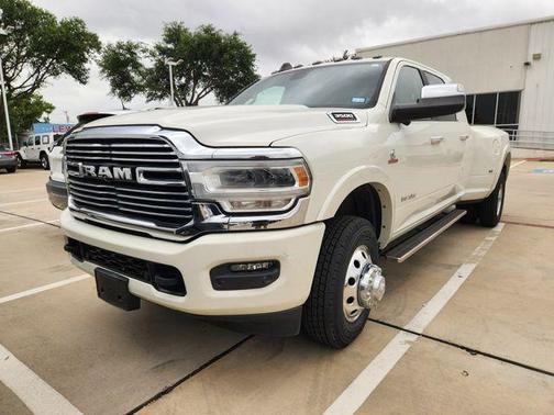 2020 RAM 3500 Laramie