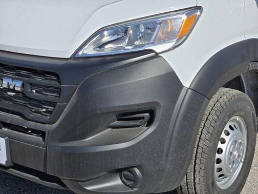 Bright White Clearcoat 2026 RAM ProMaster 2500 High Roof