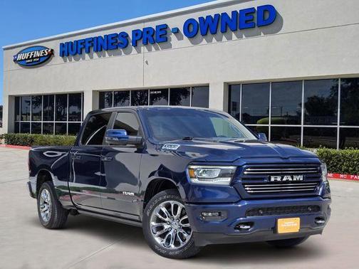Patriot Blue Pearlcoat 2023 RAM 1500 Laramie