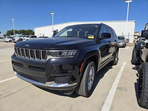 2022 Jeep Grand Cherokee L Laredo