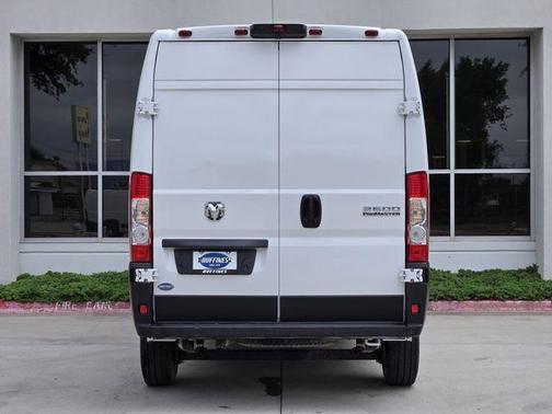 Bright White Clearcoat 2026 RAM ProMaster 2500 High Roof