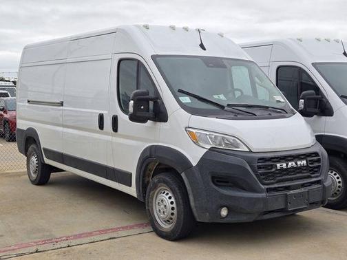 Bright White Clearcoat 2026 RAM ProMaster 2500 High Roof