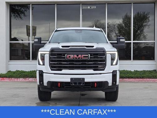 Summit White 2025 GMC Sierra 2500 AT4