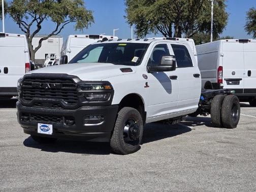 Bright White Clearcoat 2027 RAM 3500 Tradesman