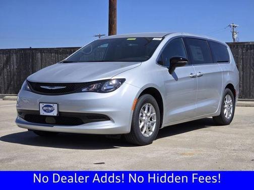 Silver Mist Clearcoat 2026 Chrysler Voyager LX