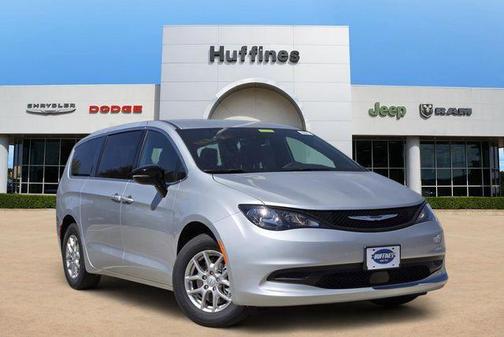 Silver Mist Clearcoat 2026 Chrysler Voyager LX