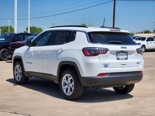 2025 Jeep Compass Latitude