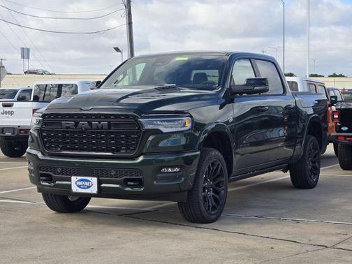 Serrano Red 2026 RAM 1500 Limited