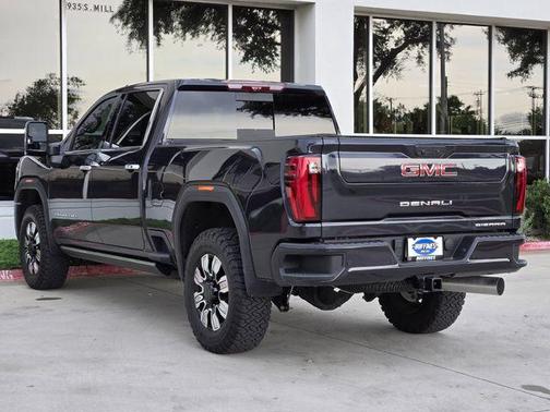 2025 GMC Sierra 2500 Denali