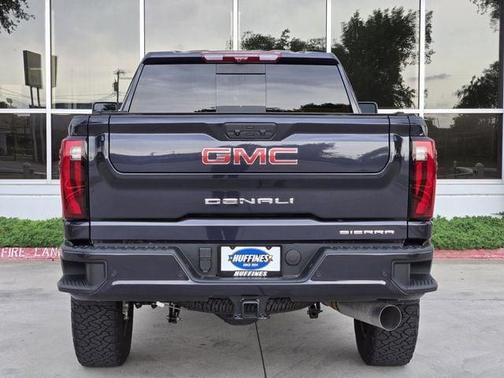 2025 GMC Sierra 2500 Denali