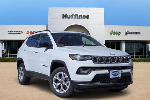Bright White Clearcoat 2026 Jeep Compass Latitude
